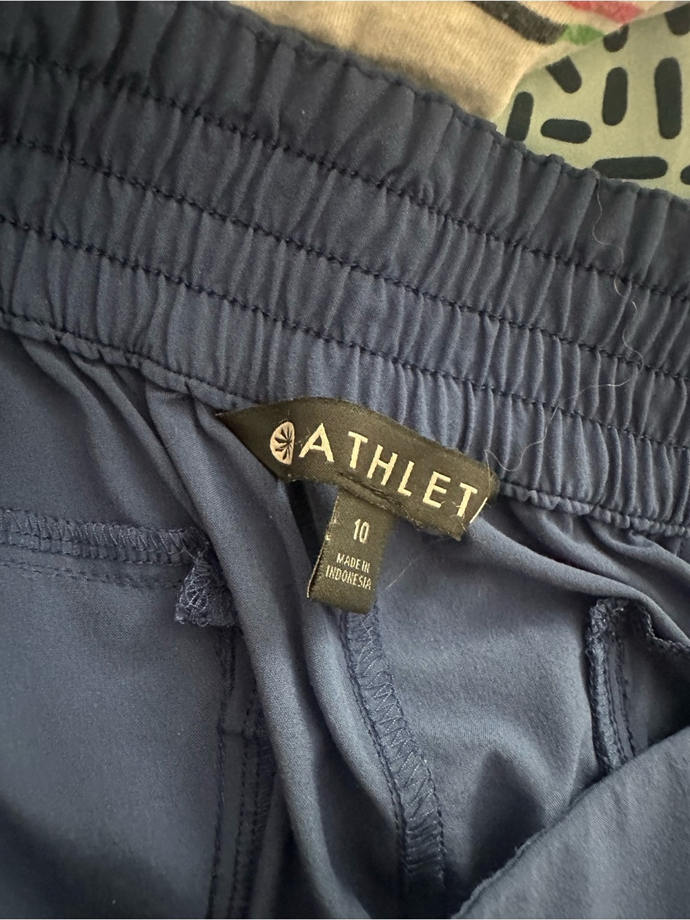 Athleta Navy Blue Elastic-Waist Athletic pants